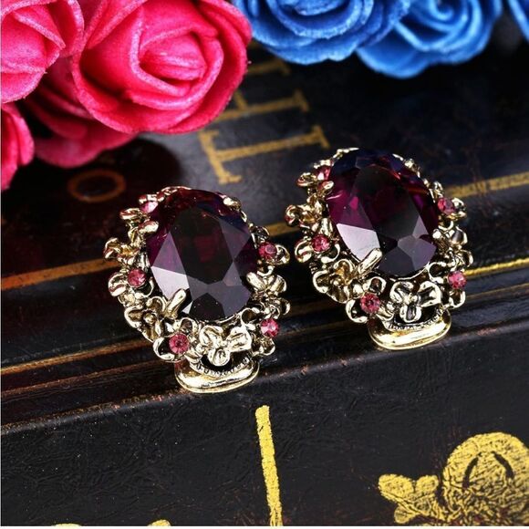 Antique Yellow Gold with Purple Amethyst Austrian Crystal Cameo Clip On Earrings - Picture 2 of 5